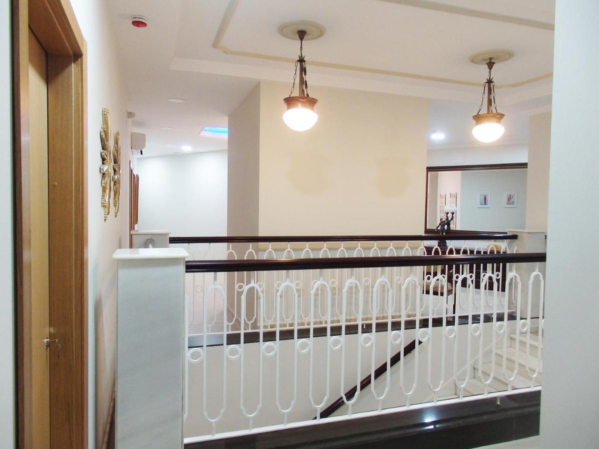 Hostal Montemayor Moguer Εξωτερικό φωτογραφία