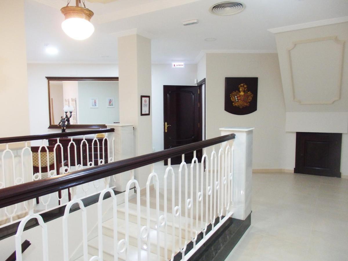 Hostal Montemayor Moguer Εξωτερικό φωτογραφία